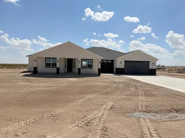 2111 Tagwood #24B, Carlsbad, NM 88220