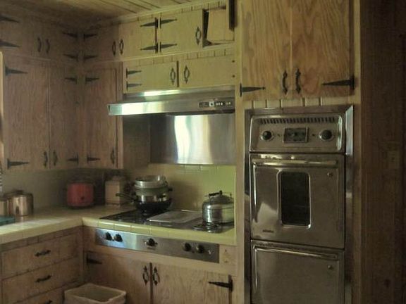 5th image of 3805 Olive St