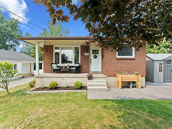 2nd image of 187 Dufferin St