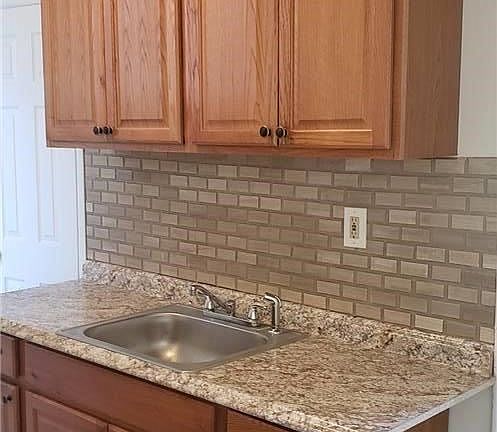 3rd image of 131-15 Rockaway Blvd Unit 2R