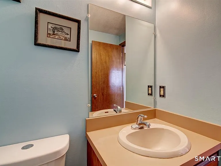 6 Oak Forest Dr #3 — Photo 5