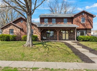 118 Dogwood Dr, O Fallon, IL 62269