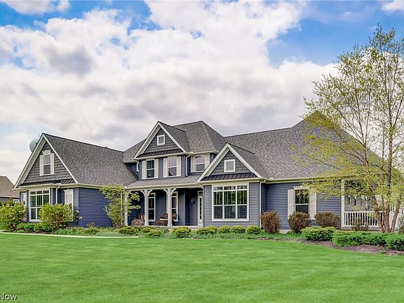 3rd image of 49995 Greystone Dr
