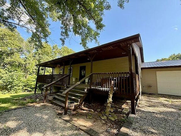 2nd image of 1786 County Road 6220