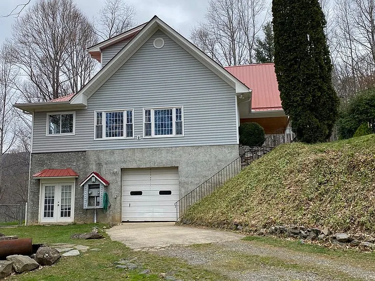 759 N Fork Rd — Photo 2