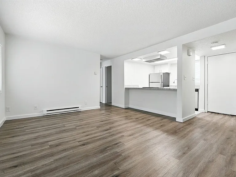 51 Hayes Pl SW — Photo 12