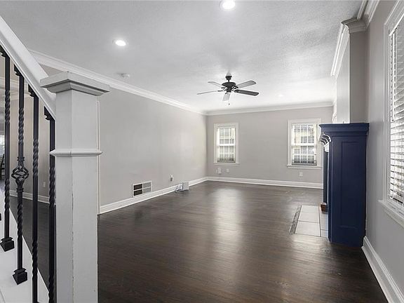 5th image of 5601 Harrison St