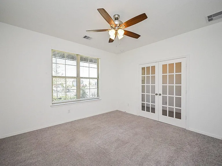 5706 Embracement Ln — Photo 3