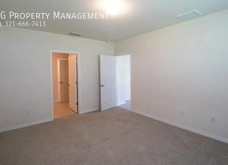 513 NW 5th St — Photo 3