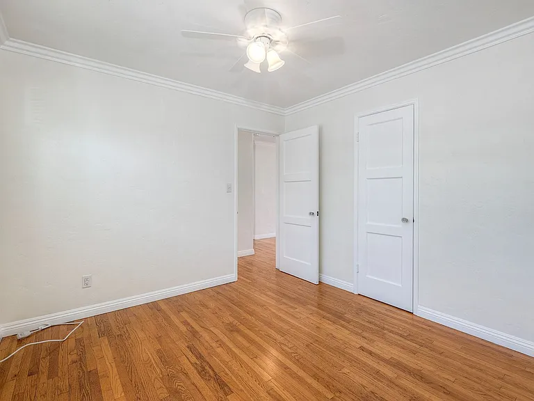 8800 Hayes St — Photo 16