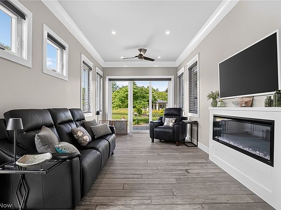 4th image of 4508 Deer Lake Dr