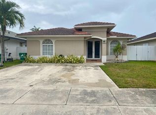 19863 NW 78th Pl, Hialeah, FL 33015