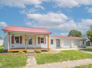 19 Hicks St, North Vernon, IN 47265