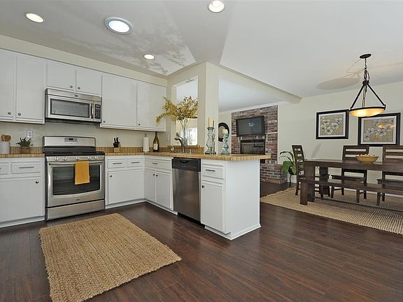 Dining area off the kitchen.