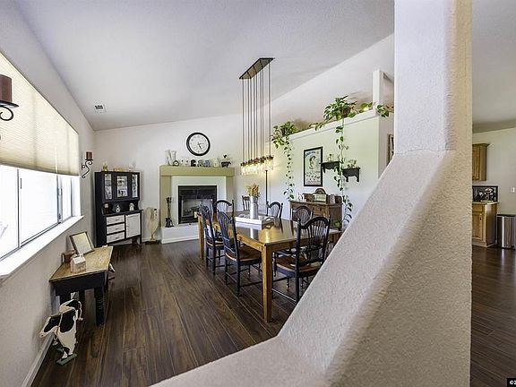2nd image of 5785 Gayles Cir