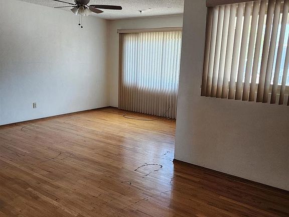 3rd image of 5415 Mary Lane Dr