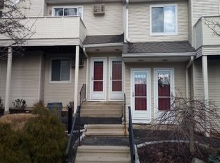 10 Willow Spgs, New Milford, CT 06776