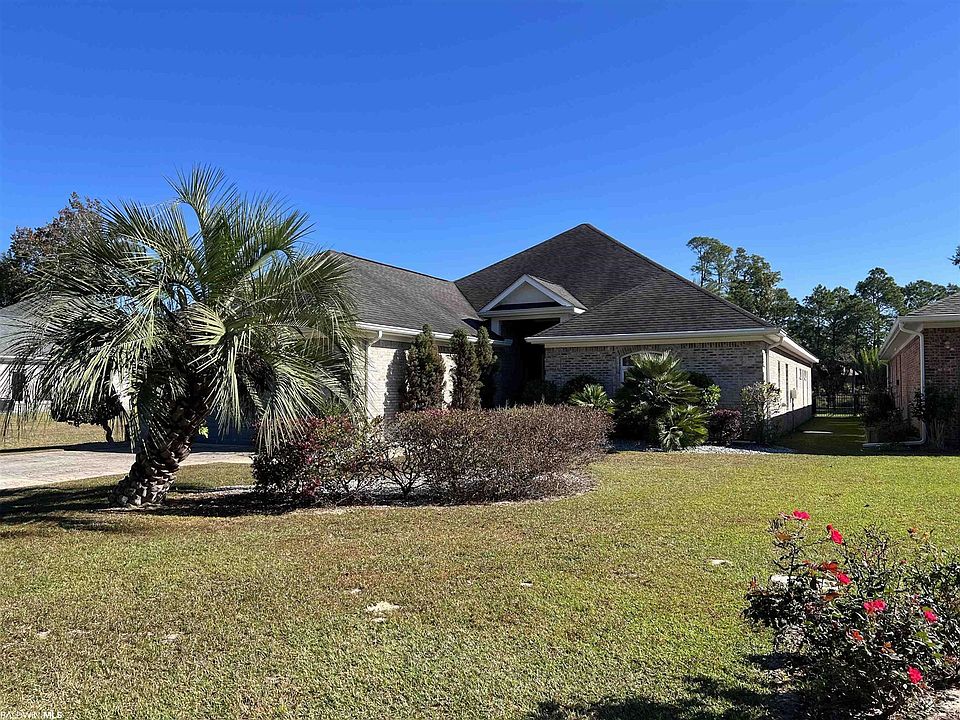 1st image of 121 Lagoon Dr