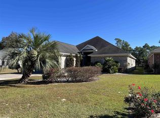 121 Lagoon Dr, Gulf Shores, AL 36542