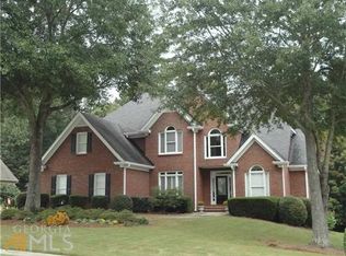 350 Grove Ridge Dr, Loganville, GA 30052