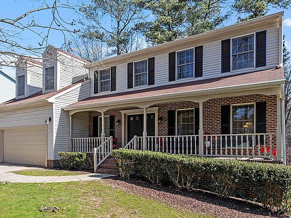 2nd image of 4621 Rollingwood Dr