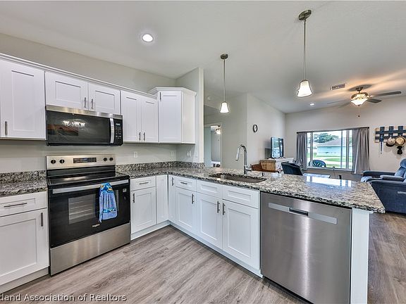 3rd image of 1503 Gramarcy Ave