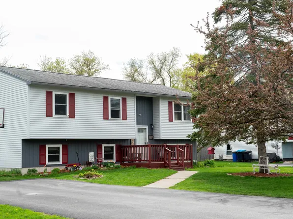 29 Adams Street, St. Albans City, VT 05478