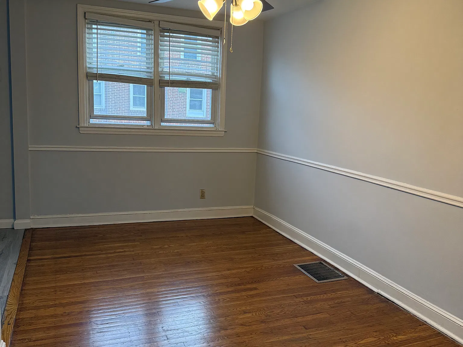 3 bed, 1200 sqft, $1,850 — Photo 3