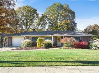 1131 Fairlane Dr, Aliquippa, PA 15001