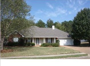 221 Pine Pl, Madison, MS 39110