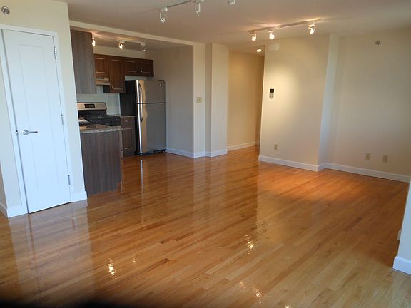 3rd image of 574 4th Ave APT 11F