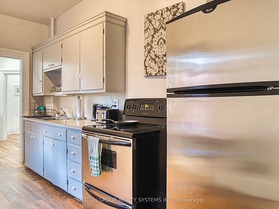 5th image of 258 Ontario St