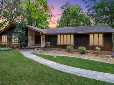 581 Phillip Ln, Watchung, NJ, 07069