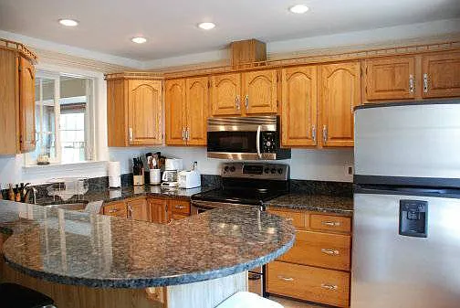 3 bed, 2.5 bath, 1520 sqft, $3,400 — Photo 2