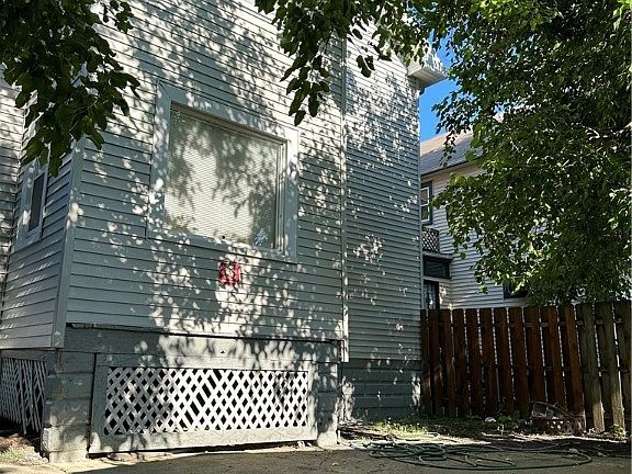 5th image of 4266 E 131st St