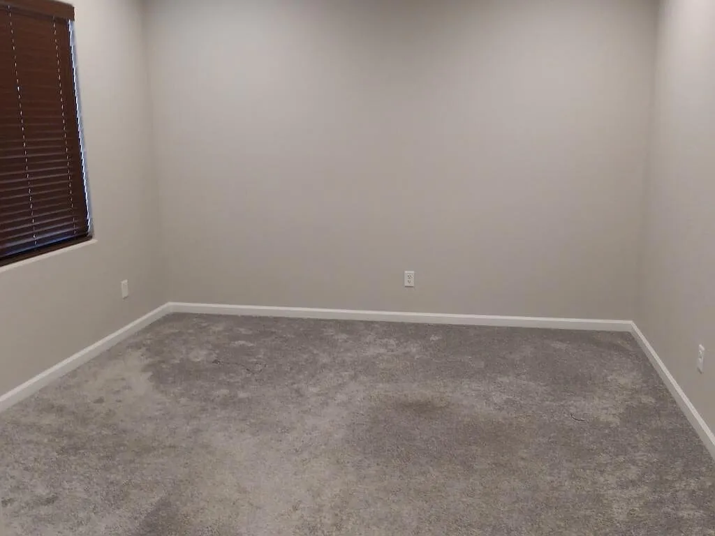 3 bed, 2.0 bath, 2054 sqft, $2,500 — Photo 3
