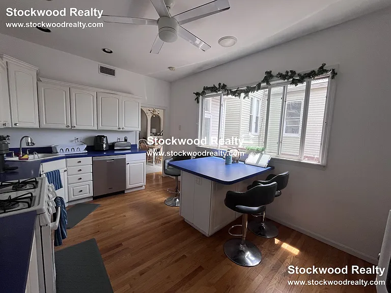 11 Gates St #2 — Photo 18
