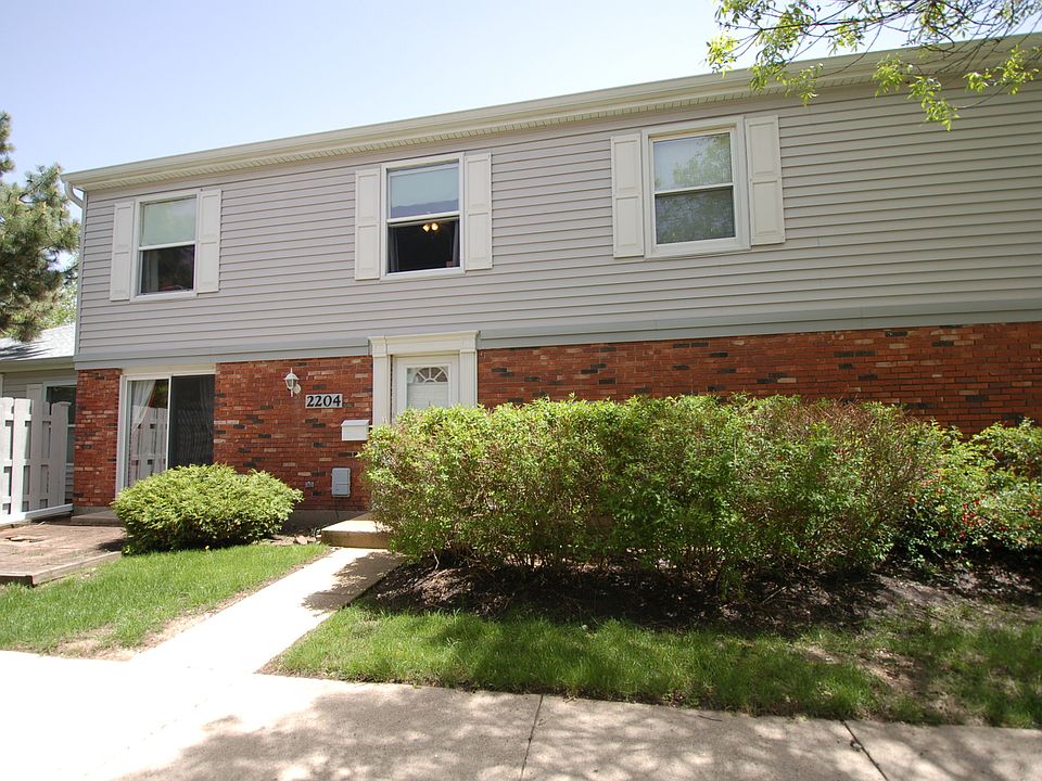 1st image of 2204 Brittany Ct #2204