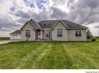 24751 Brookwood Hills Rd, Athens, IL 62613