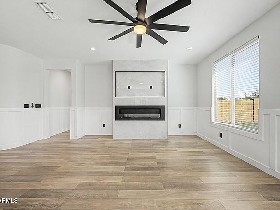 5th image of 26051 W LONE CACTUS Drive