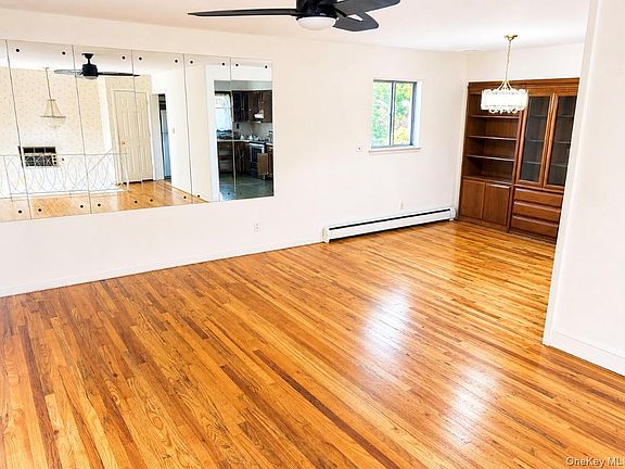 2nd image of 960 Linden Avenue