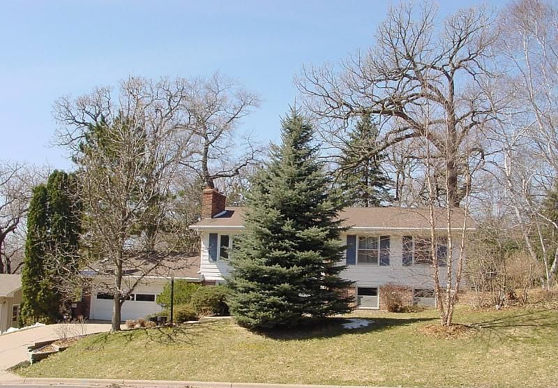 2nd image of 7080 Coachwood Rd