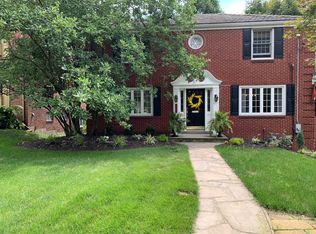 155 Longuevue Dr, Pittsburgh, PA 15228