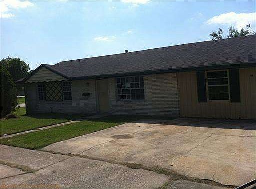 1st image of 100 Millie Dr