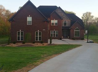 1293 Baylor Ct, Clarksville, TN 37040