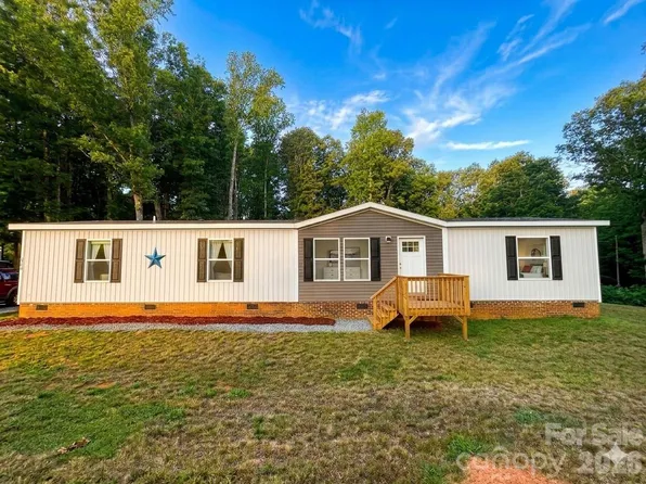 5351 Walter Lowman Rd, Connelly Springs, NC 28612