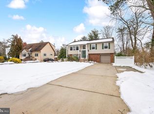 226 Pine Blvd, Medford, NJ 08055