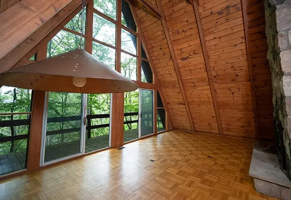 2 bed, 1800 sqft, $2,800 — Photo 2