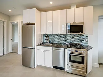 Rented by Bouklis Group