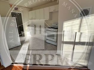 276 4th St #2W, Fall River, MA 02721